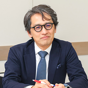 近影：相良 安昭 先生
